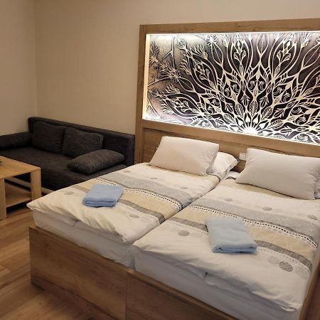Hotel Gol Prostejov Bagian luar foto