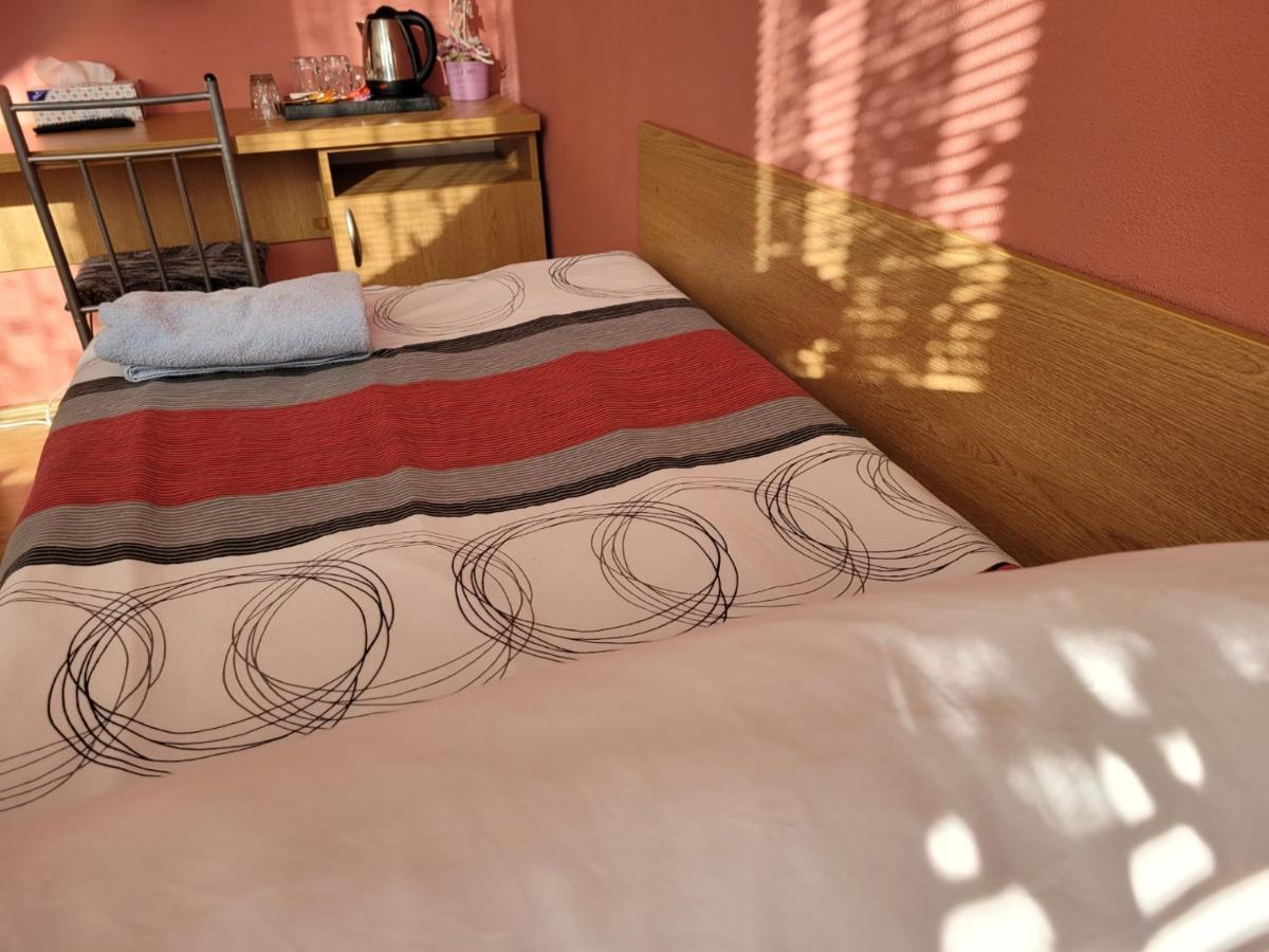 Hotel Gol Prostejov Bagian luar foto