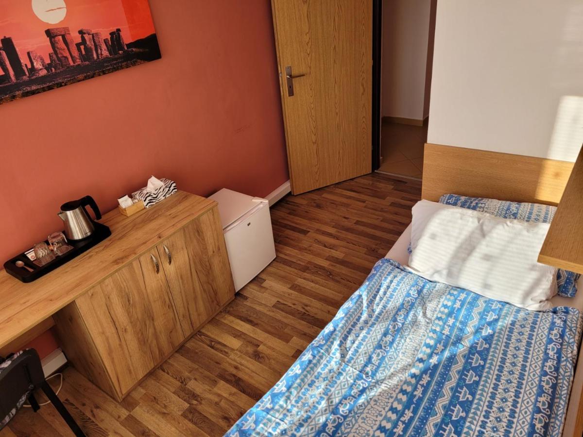 Hotel Gol Prostejov Bagian luar foto