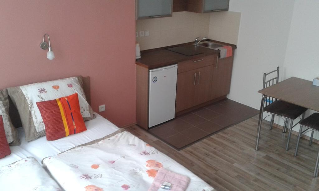 Hotel Gol Prostejov Ruang foto