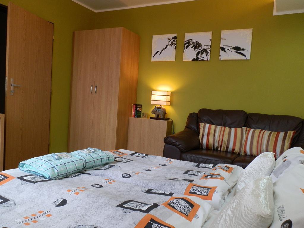 Hotel Gol Prostejov Bagian luar foto